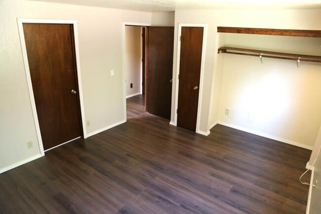 327 Marlon St in Philomath, OR - Building Photo - Building Photo