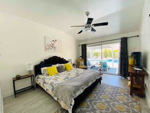 1479 E Francis Dr in Palm Springs, CA - Building Photo - Building Photo