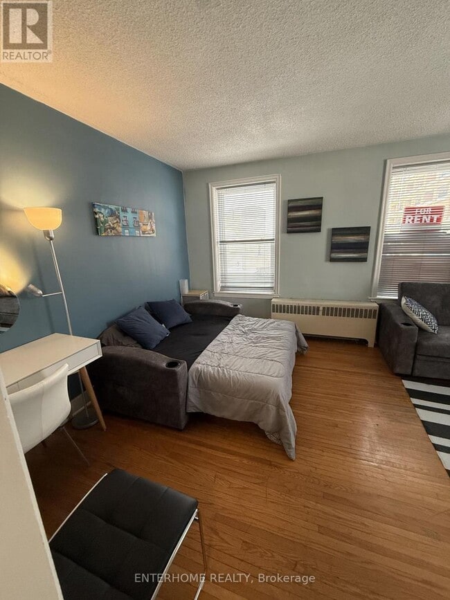 property at 51 Queen St E