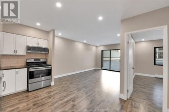 150 Park in Windsor, ON - Building Photo - Building Photo