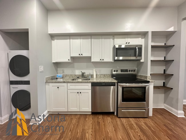 property at 715 N Montford Ave