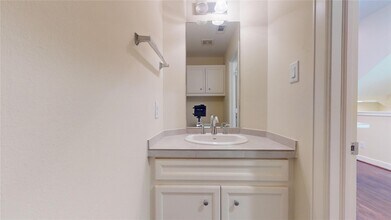 8749 Bryam St in Houston, TX - Building Photo - Building Photo