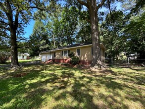 14 Nottingham Way NE in Rome, GA - Foto de edificio - Building Photo