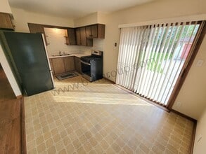 2743 84th St in Kenosha, WI - Building Photo - Building Photo