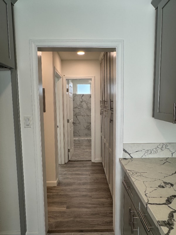 14633 Sylvan St in Los Angeles, CA - Building Photo - Building Photo