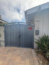 10166 Petit Ave in North Hills, CA - Foto de edificio - Building Photo