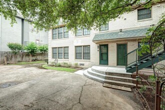 1912 Sul Ross St in Houston, TX - Building Photo - Building Photo