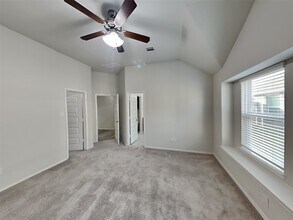 13619 Sloth Bear Ct in Crosby, TX - Building Photo - Building Photo