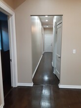 2233 S Hamlin Ave, Unit 1 in Chicago, IL - Building Photo - Building Photo