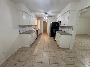 4910 Arborlawn Dr in Fort Worth, TX - Building Photo - Building Photo