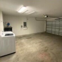 8240 Campbell Xing Wy in Lakeland, FL - Building Photo - Building Photo