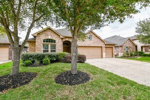 11022 Ellison Ridge Dr in Richmond, TX - Building Photo