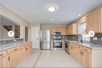 5010 Hickorygate Dr in Spring, TX - Building Photo - Building Photo