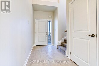 20 Elvira Wy in Thorold, ON - Building Photo - Building Photo