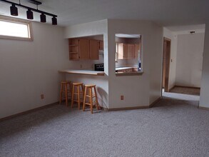 2304 Merry Oaks Ct, Unit Merry Oaks in Virginia Beach, VA - Building Photo - Building Photo
