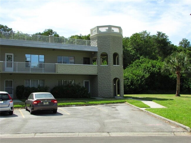 2391 Sumatran Way in Clearwater, FL - Building Photo - Building Photo