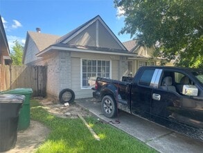 6306 Costa Mesa Dr in Houston, TX - Building Photo - Building Photo
