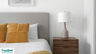 5511 Caprock Smt Dr, Unit 1201 in Bee Cave, TX - Foto de edificio - Building Photo