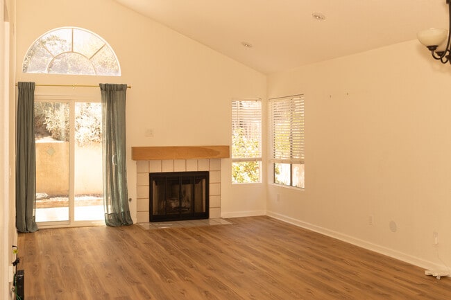 1780 Avenida Segovia in Oceanside, CA - Building Photo - Building Photo