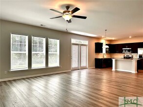 542 Sessile Oak Dr in Savannah, GA - Building Photo - Building Photo