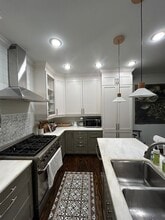 250 Coming St in Charleston, SC - Foto de edificio - Building Photo