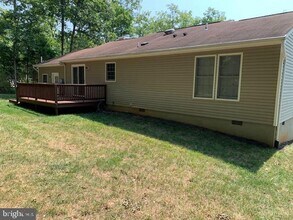 1006 Lakeview Pkwy in Locust Grove, VA - Building Photo - Building Photo