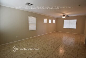 1450 S Longspur Ln in Gilbert, AZ - Building Photo - Building Photo