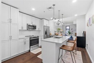 2545 Penn Ave in Pittsburgh, PA - Building Photo - Building Photo