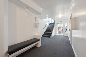 265 S Manhattan Pl in Los Angeles, CA - Building Photo - Building Photo