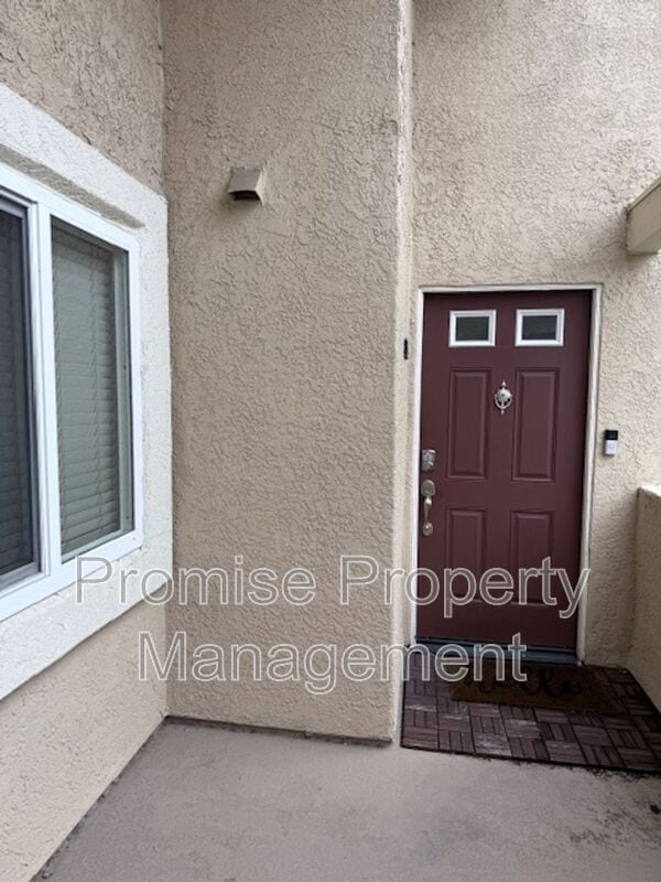 106 Sea Cliff Way in Oceanside, CA - Building Photo - Building Photo