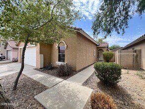 3119 W Silver Creek Dr in San Tan Valley, AZ - Building Photo - Building Photo