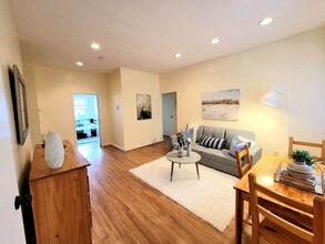 1706 Commonwealth Avenue in Boston, MA - Building Photo - Building Photo