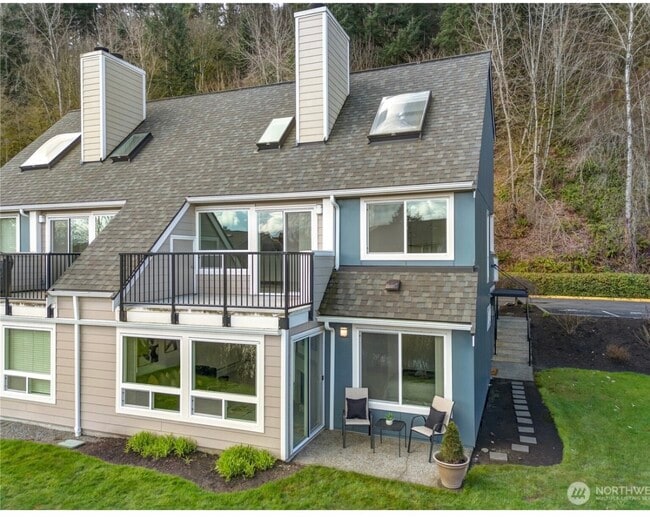 property at 24722 45th Ave S