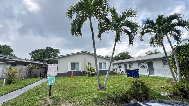 701 SW 15th Ave, Unit 1-4