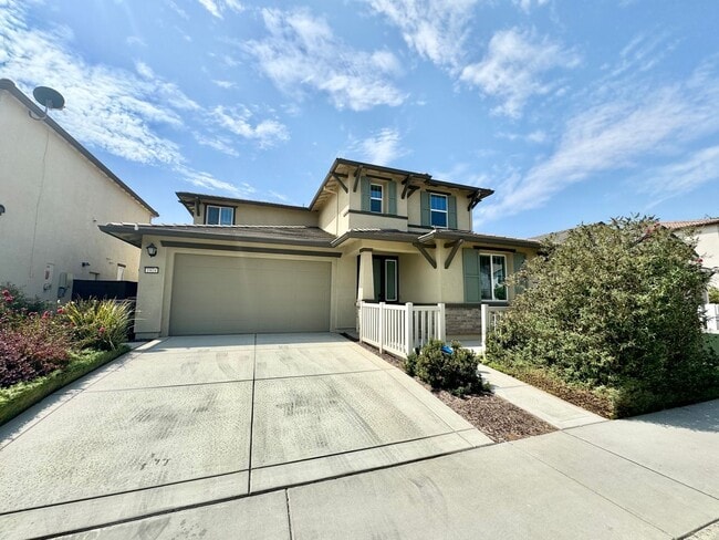 1918 Patriot Way in Woodland, CA - Building Photo - Building Photo