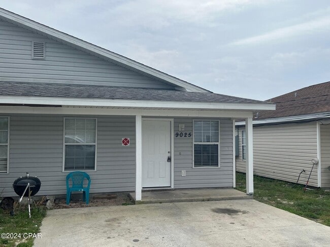 property at 9025 Houston St
