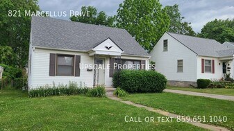 821 Marcellus Dr in Lexington, KY - Building Photo