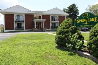 Spring Lake Apartments in Spring Lake, NJ - Foto de edificio - Building Photo