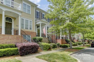 1132 Drayton Ct in Fort Mill, SC - Building Photo