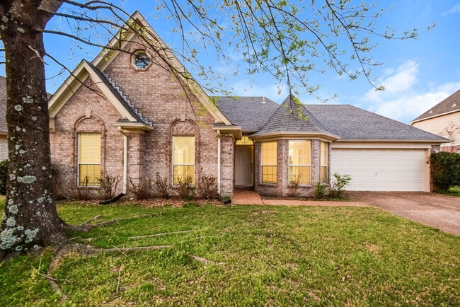 property at 10283 Green Moss Dr N