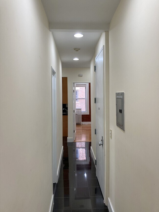 45 Hemenway St, Unit 10 in Boston, MA - Building Photo - Building Photo