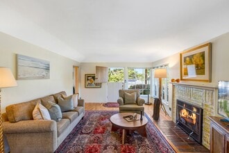 969 Egan Ave in Pacific Grove, CA - Building Photo - Building Photo