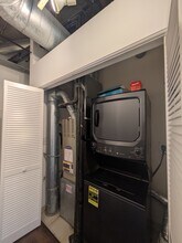 933 W Van Buren St, Unit 825 in Chicago, IL - Foto de edificio - Building Photo