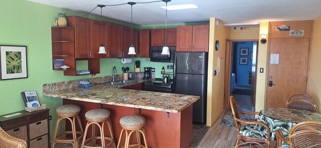 120 Hui Rd F in Lahaina, HI - Building Photo - Building Photo