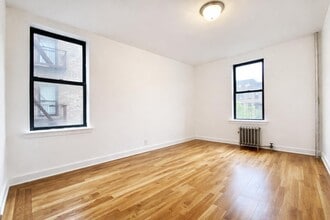 590 Fort Washington Ave, Unit 4F in New York, NY - Building Photo - Building Photo