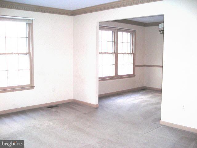 9518 Hunt Square Ct in Springfield, VA - Building Photo