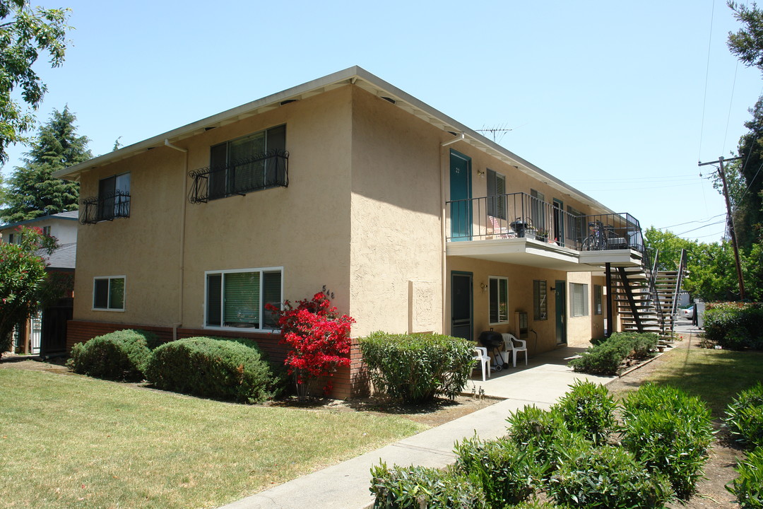 548 Boynton Ave in San Jose, CA - Building Photo