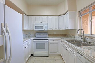 4175 Castilla Circle in Ft. Myers, FL - Building Photo - Building Photo