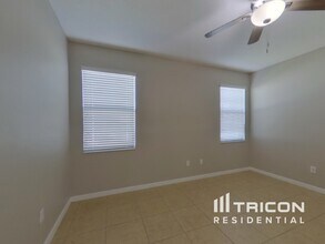 2446 Waxwing Wy in Sanford, FL - Building Photo - Building Photo
