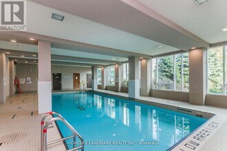 3525 Kariya Dr in Mississauga, ON - Building Photo - Building Photo